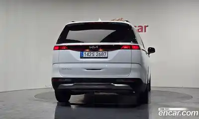 Kia Canival 2023 3.5 Автомат в Москве № 746387, миниатюра 4