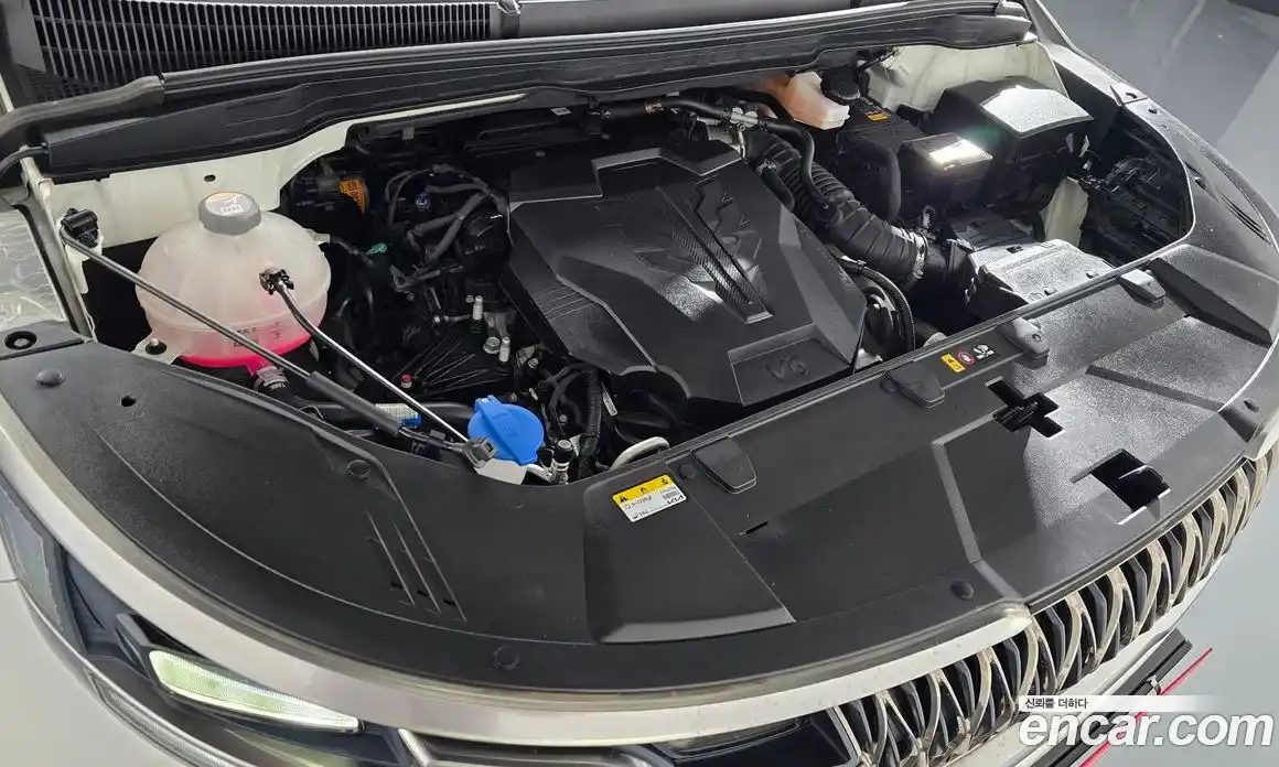 Kia Canival 2023 3.5 Автомат в Москве № 746387, фото 6