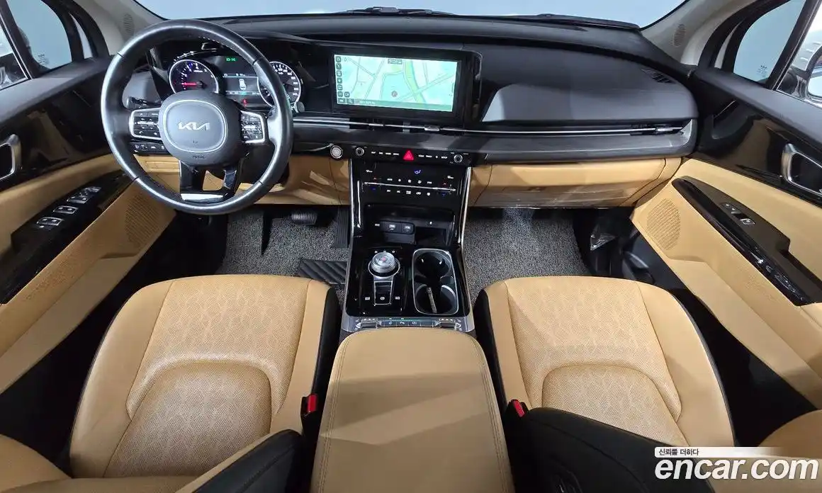 Kia Canival 2023 3.5 Автомат в Москве № 746387, фото 7