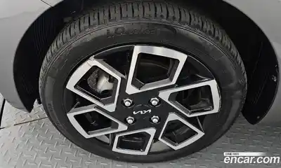 Kia Ray 2023 1.0 Автомат в Москве № 746498, миниатюра 5