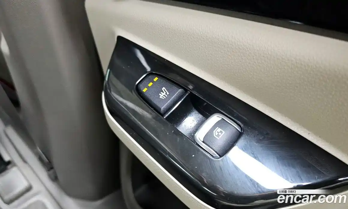 Kia Canival 2023 3.5 Автомат в Москве № 746528, фото 18