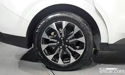 Kia Canival 2023 3.5 Автомат в Москве № 746528, миниатюра 5