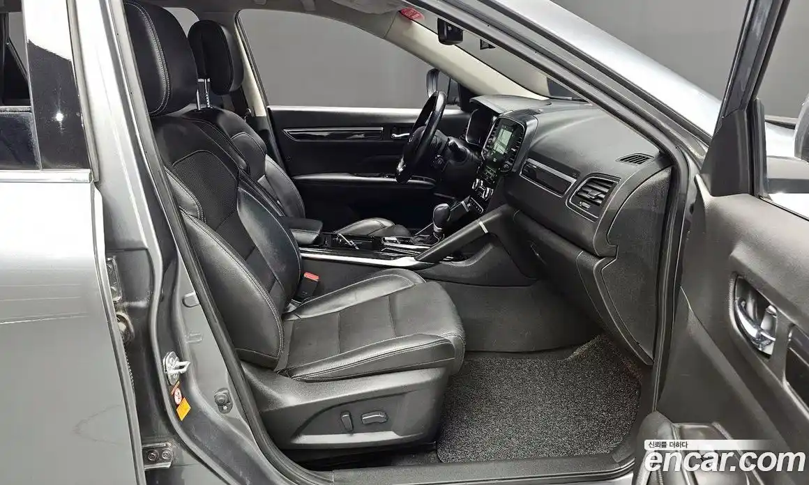 Renault QM6 2018 2.0 Автомат в Москве № 746540, фото 11