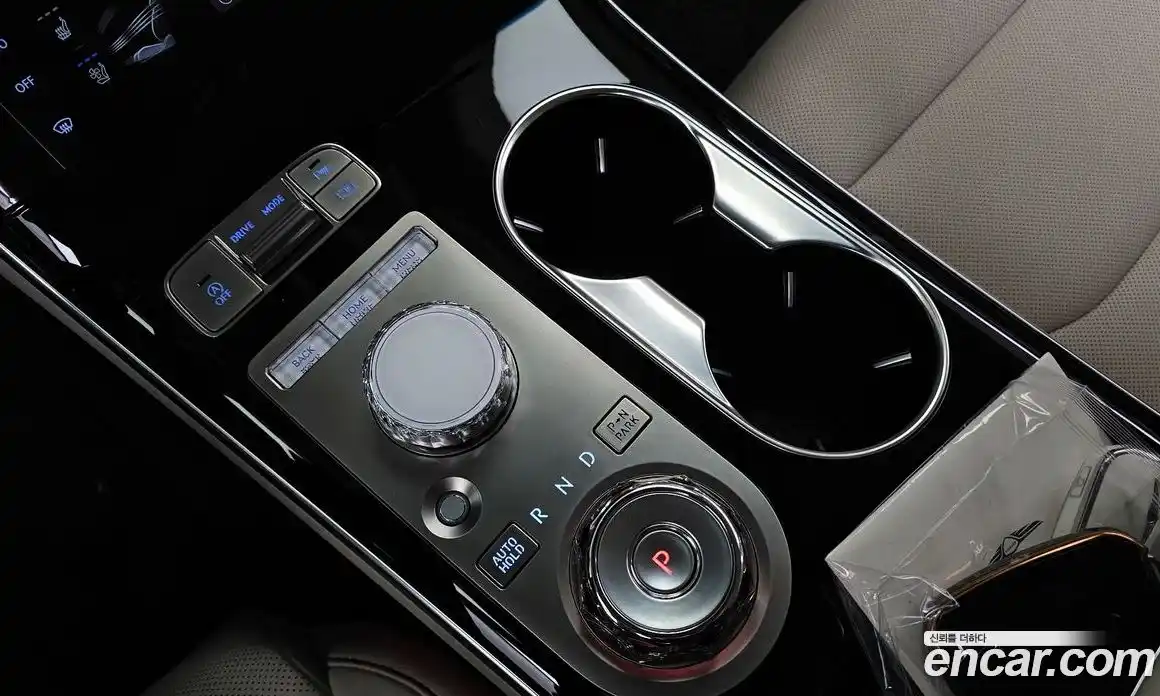 Genesis GV70 2024 2.5 Автомат в Москве № 746661, фото 9