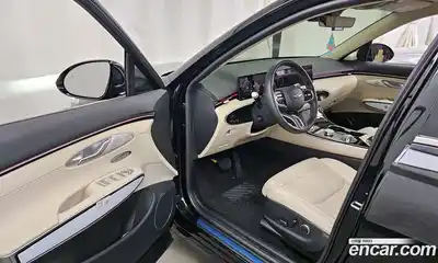 Genesis GV70 2024 2.5 Автомат в Москве № 746661, миниатюра 10