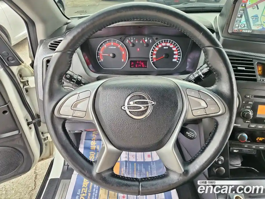 SsangYong Korando 2015 2.0 Автомат в Москве № 747337, фото 14