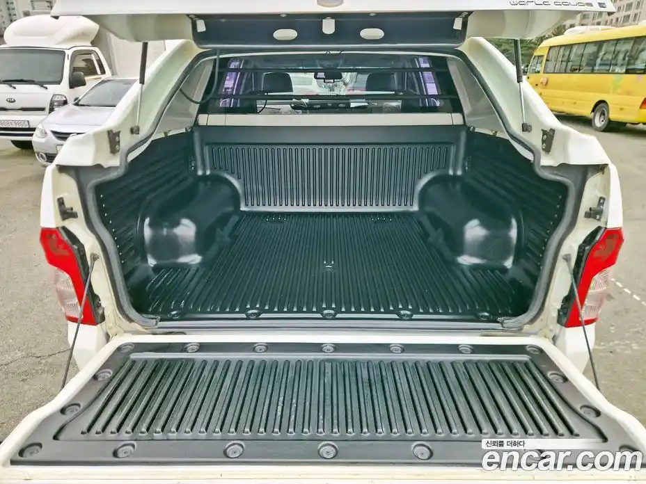 SsangYong Korando 2015 2.0 Автомат в Москве № 747337, фото 18