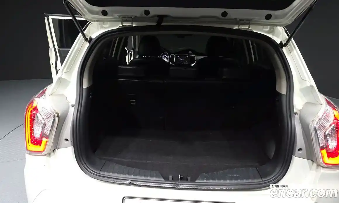 SsangYong TIBOLI 2015 1.6 Автомат в Москве № 747543, фото 20