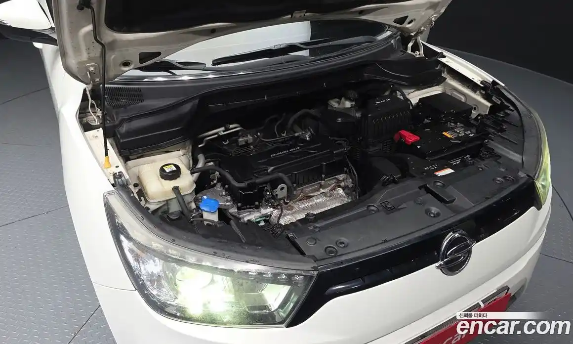 SsangYong TIBOLI 2015 1.6 Автомат в Москве № 747543, фото 6