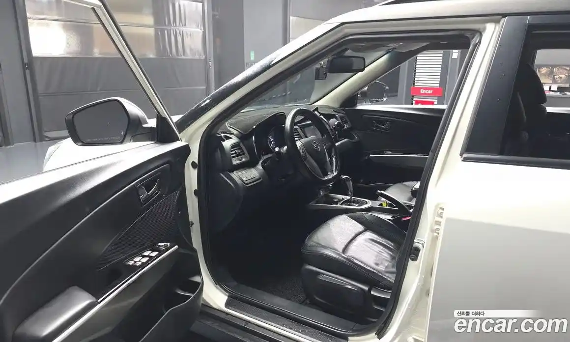 SsangYong TIBOLI 2015 1.6 Автомат в Москве № 747543, фото 10