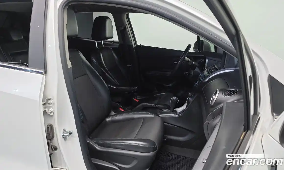 Chevrolet Trax 2014 1.4 Автомат в Москве № 747954, фото 10