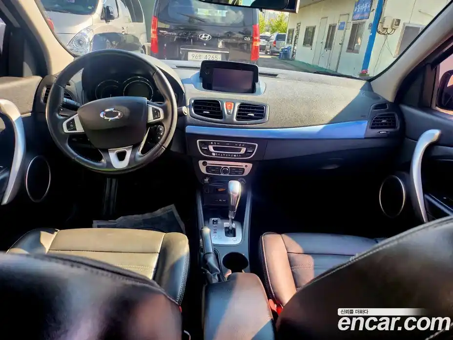 Renault SM3 2015 Автомат в Москве № 748480, фото 12