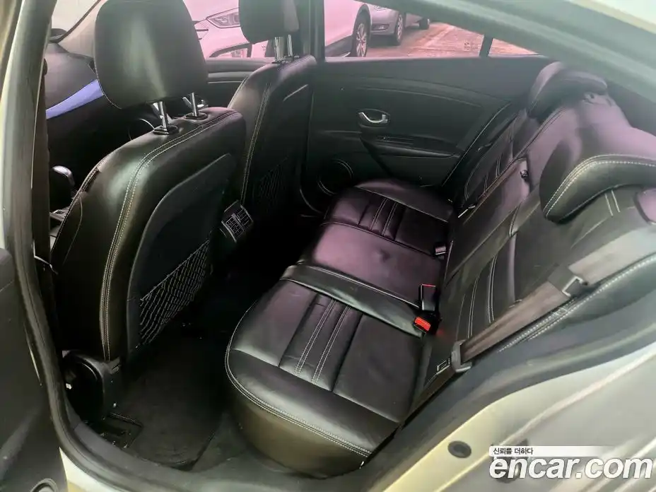 Renault SM3 2015 Автомат в Москве № 748480, фото 14