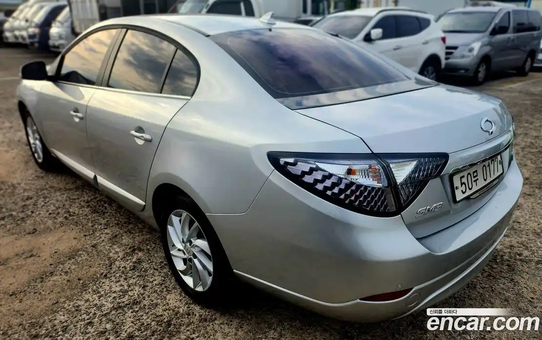 Renault SM3 2015 Автомат в Москве № 748480, фото 4