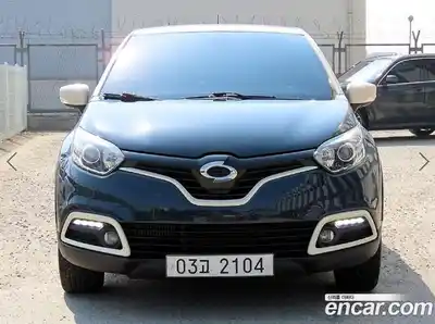 Renault QM3 2016 1.5 Автомат в Москве № 748530, миниатюра 2