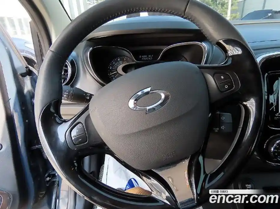 Renault QM3 2016 1.5 Автомат в Москве № 748530, фото 8