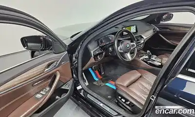 BMW 5-Series 2019 2.0 Автомат в Москве № 748762, миниатюра 11