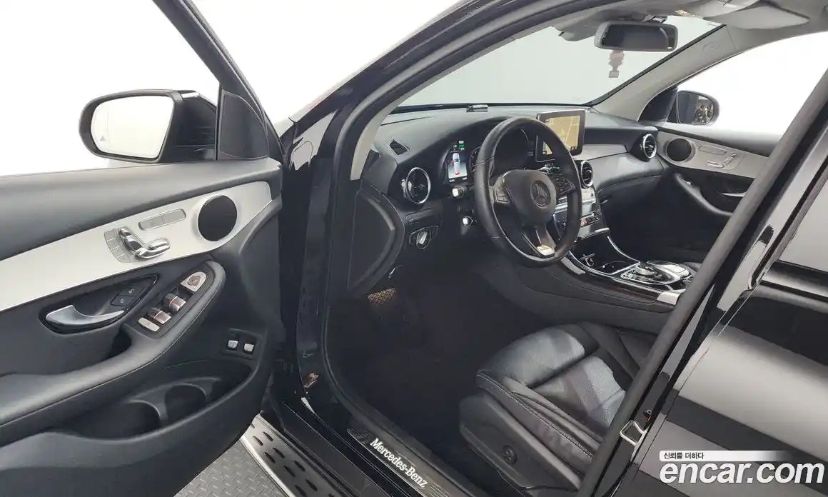 Mercedes-Benz GLC-Class 2019 2.0 Автомат в Москве № 749197, фото 10