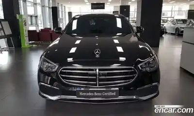 Mercedes-Benz E-Class 2021 3.0 Автомат в Москве № 749204, миниатюра 3