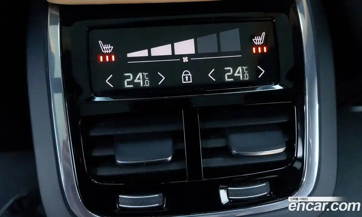 Volvo V60 2021 2.0 Автомат в Москве № 749695, фото 13