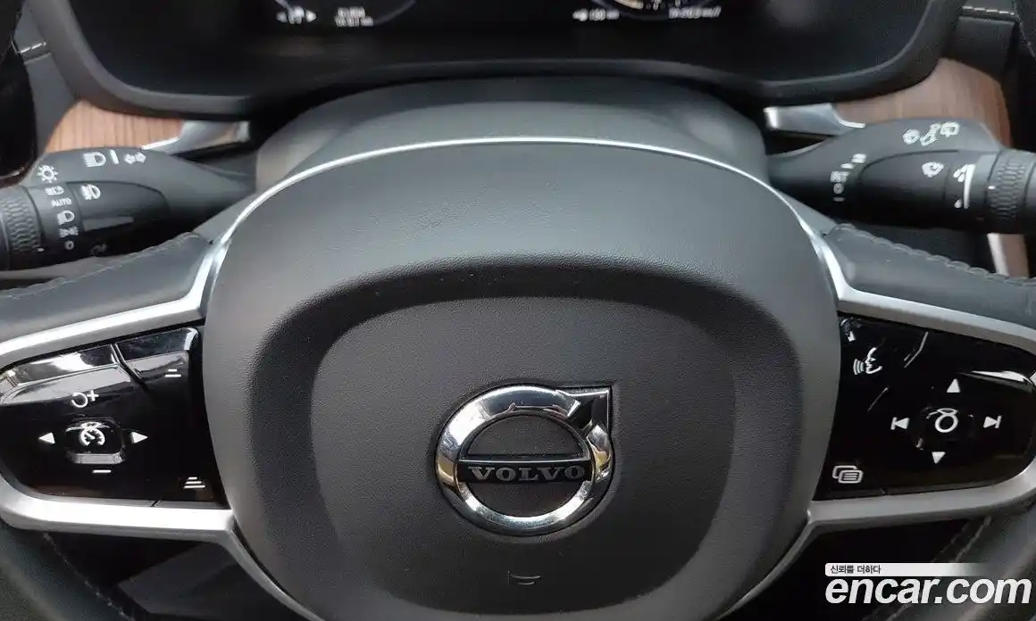 Volvo V60 2021 2.0 Автомат в Москве № 749695, фото 8