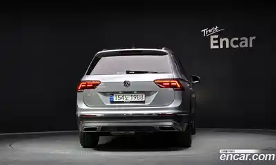 Volkswagen Tiguan 2020 2.0 Автомат в Москве № 750031, миниатюра 4