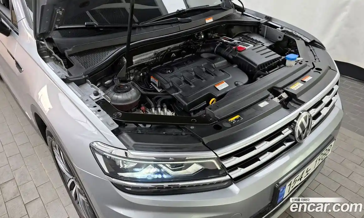 Volkswagen Tiguan 2020 2.0 Автомат в Москве № 750031, фото 6