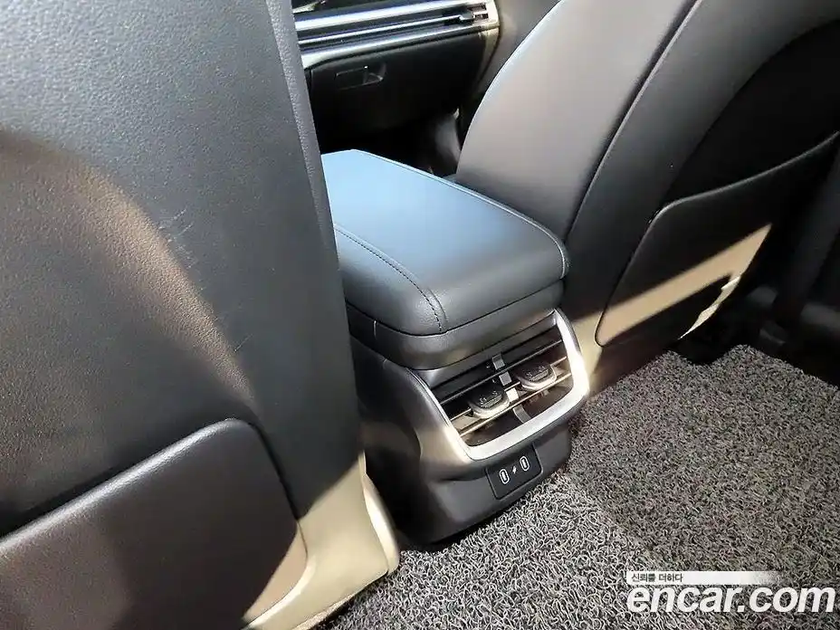 Hyundai Grandeur 2023 2.5 Автомат в Москве № 756029, фото 17