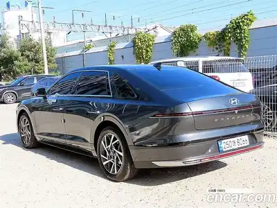 Hyundai Grandeur 2023 2.5 Автомат в Москве № 756029, миниатюра 3