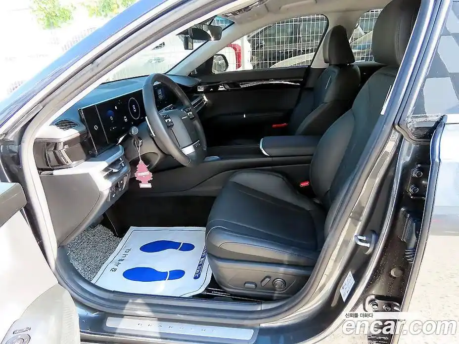 Hyundai Grandeur 2023 2.5 Автомат в Москве № 756029, фото 5