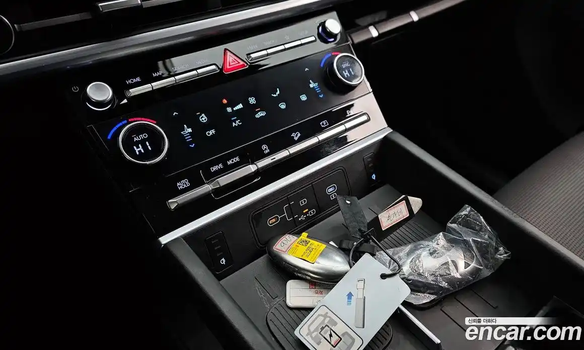 Hyundai Santa Fe 2024 2.5 Автомат в Москве № 756517, фото 16