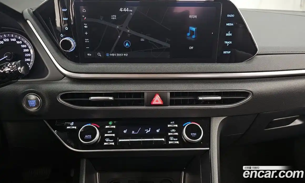 Hyundai Sonata 2022 1.6 Автомат в Москве № 756843, фото 14