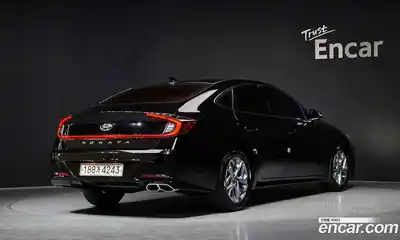 Hyundai Sonata 2022 1.6 Автомат в Москве № 756843, миниатюра 2
