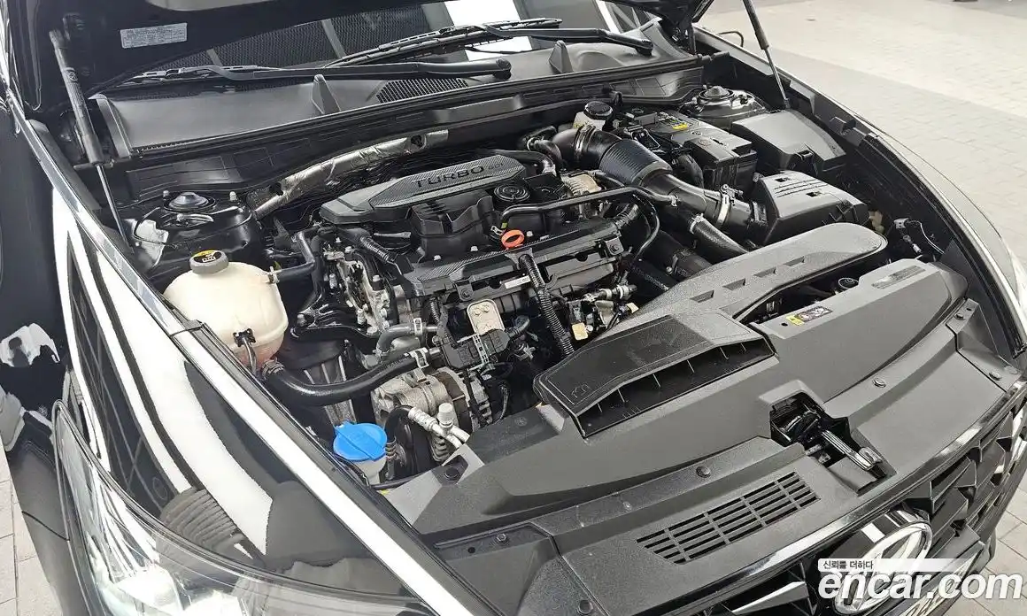 Hyundai Sonata 2022 1.6 Автомат в Москве № 756843, фото 6