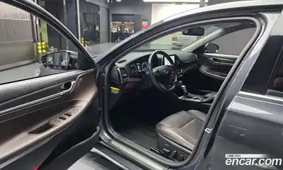 Hyundai Grandeur 2018 3.0 Автомат в Москве № 756923, миниатюра 10
