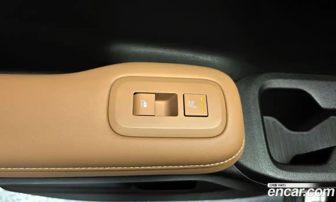 Hyundai Santa Fe 2023 1.6 Автомат в Москве № 757118, фото 16