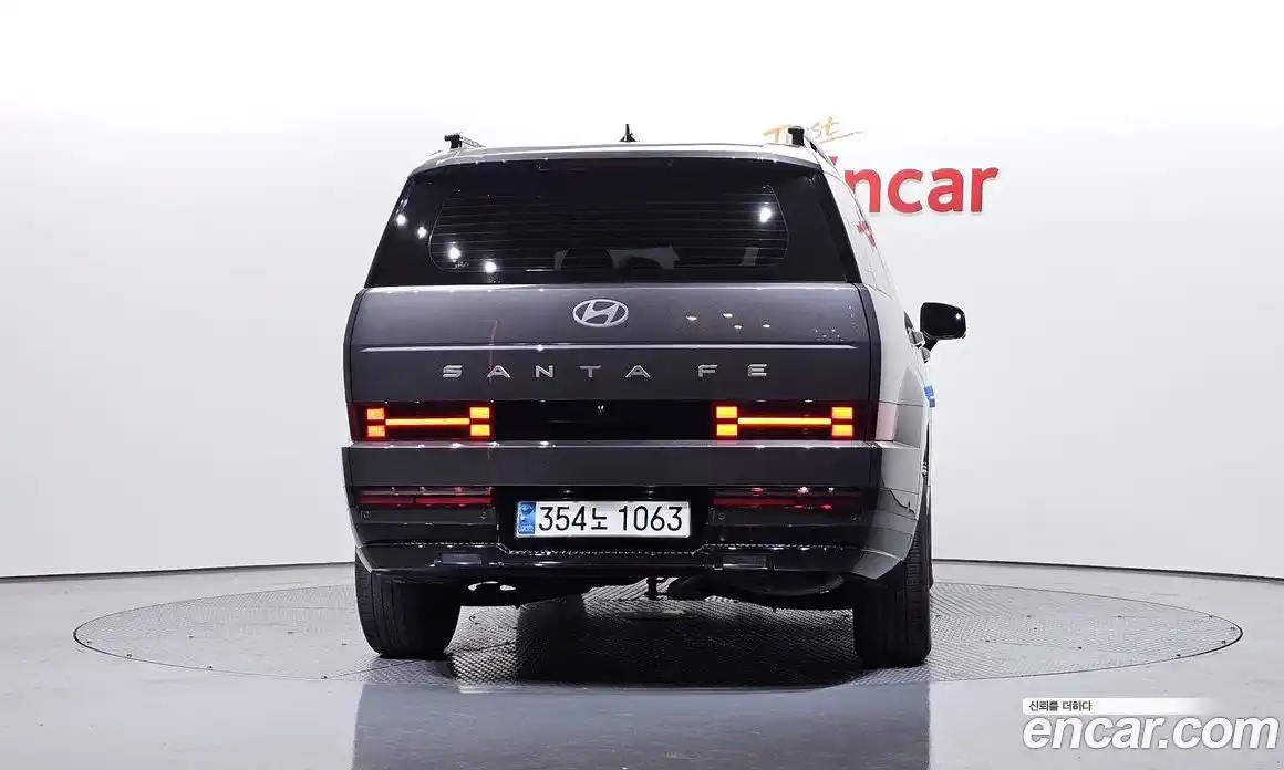 Hyundai Santa Fe 2023 1.6 Автомат в Москве № 757118, фото 4