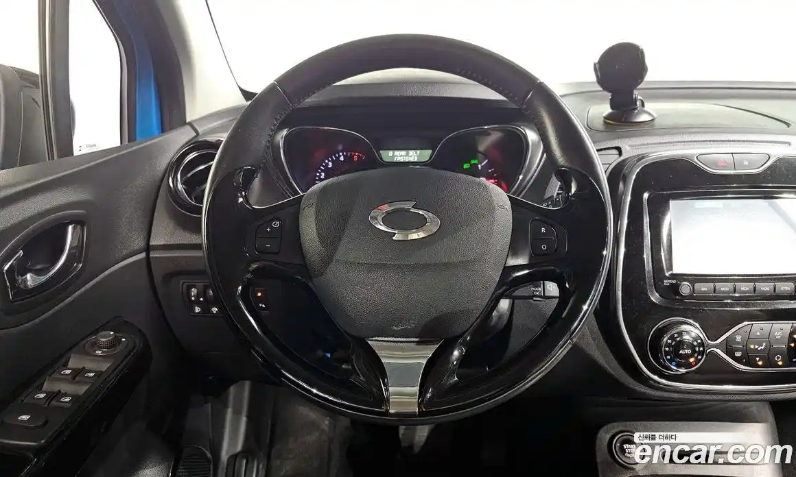 Renault QM3 2017 1.5 Автомат в Москве № 757169, фото 13