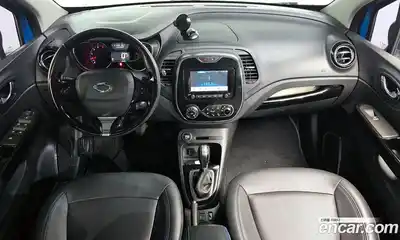 Renault QM3 2017 1.5 Автомат в Москве № 757169, миниатюра 7