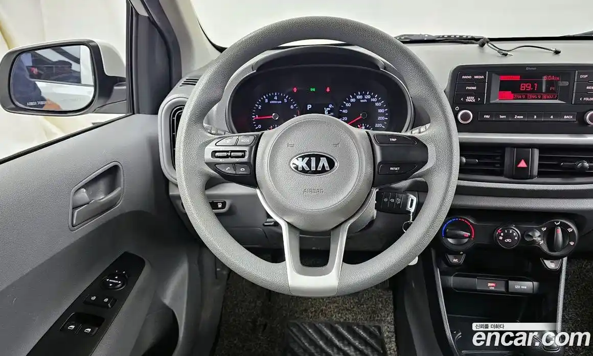 Kia Morning 2021 1.0 Автомат в Москве № 757582, фото 13