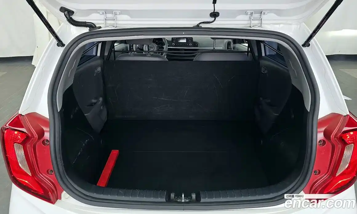 Kia Morning 2021 1.0 Автомат в Москве № 757582, фото 20