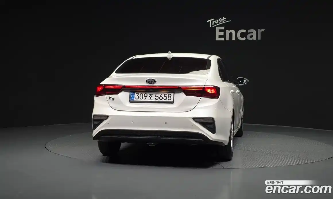 Kia K3 2021 1.6 Автомат в Москве № 757760, фото 4