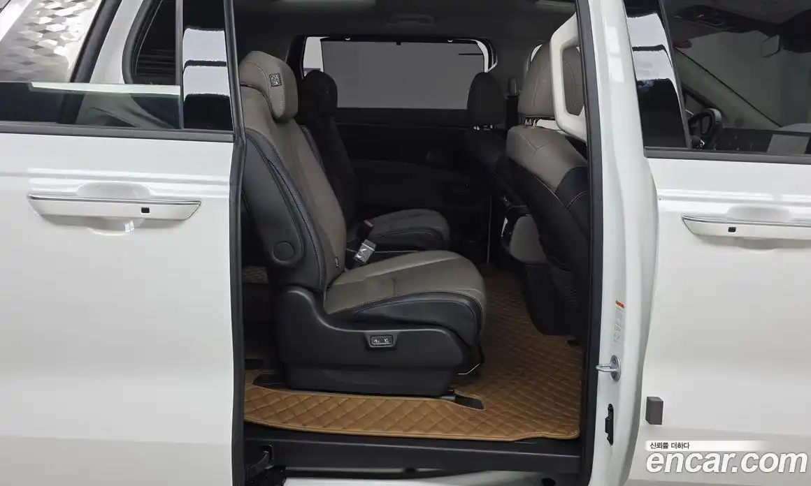 Kia Canival 2025 2.2 Автомат в Москве № 757803, фото 12