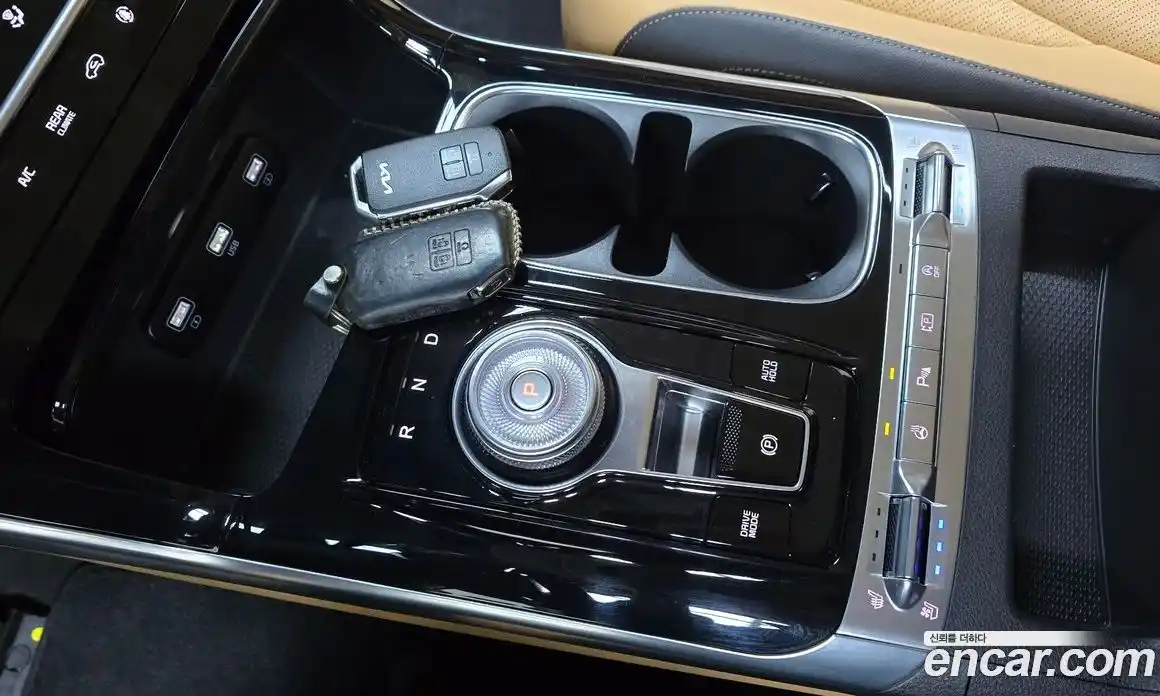 Kia Canival 2022 2.2 Автомат в Москве № 757889, фото 9