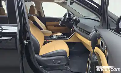 Kia Canival 2022 2.2 Автомат в Москве № 757889, миниатюра 10