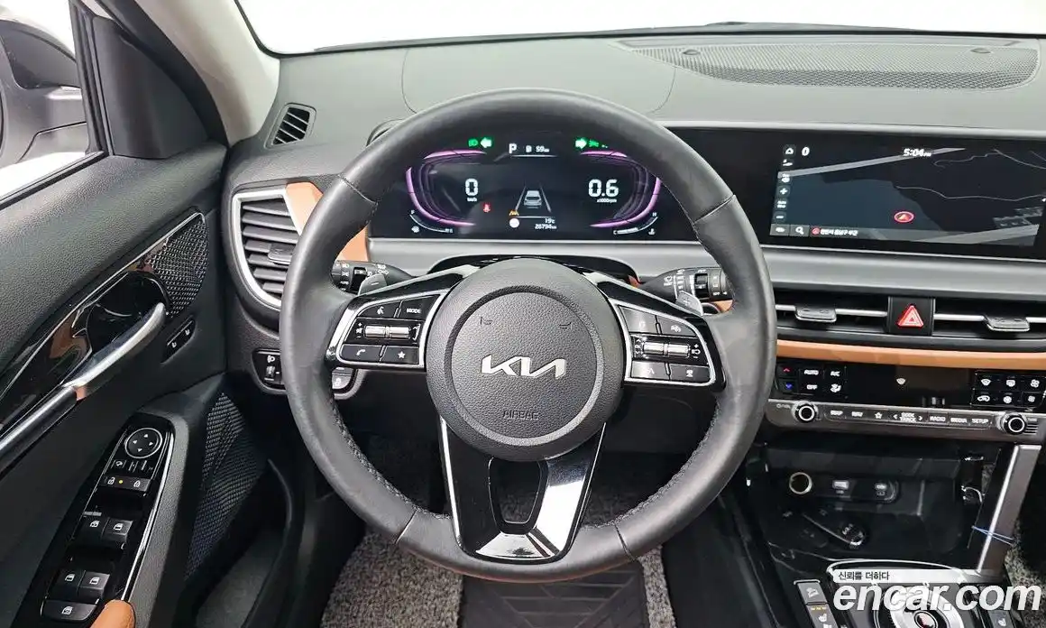 Kia Seltos 2023 1.6 Автомат в Москве № 757916, фото 15