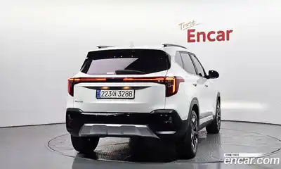 Kia Seltos 2023 1.6 Автомат в Москве № 757916, миниатюра 4