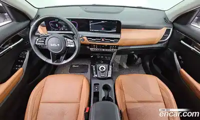 Kia Seltos 2023 1.6 Автомат в Москве № 757916, миниатюра 7