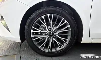 Kia K3 2023 1.6 Автомат в Москве № 758003, миниатюра 5