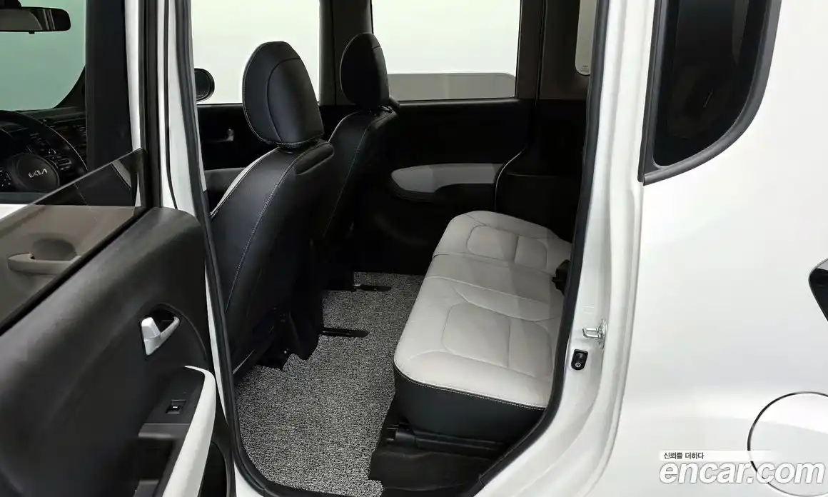 Kia Ray 2023 1.0 Автомат в Москве № 758074, фото 12